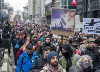 Βρυξέλλες: Διαδήλωση κατά του κλεισίματος θεάτρων και κινηματογράφων