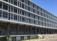Προφυλακιστέος ο 39χρονος που αποπειράθηκε να σκοτώσει τη σύντροφό του