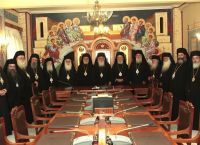 Χριστουγεννιάτικη κόντρα Ιεράς Συνόδου – Μόσιαλου