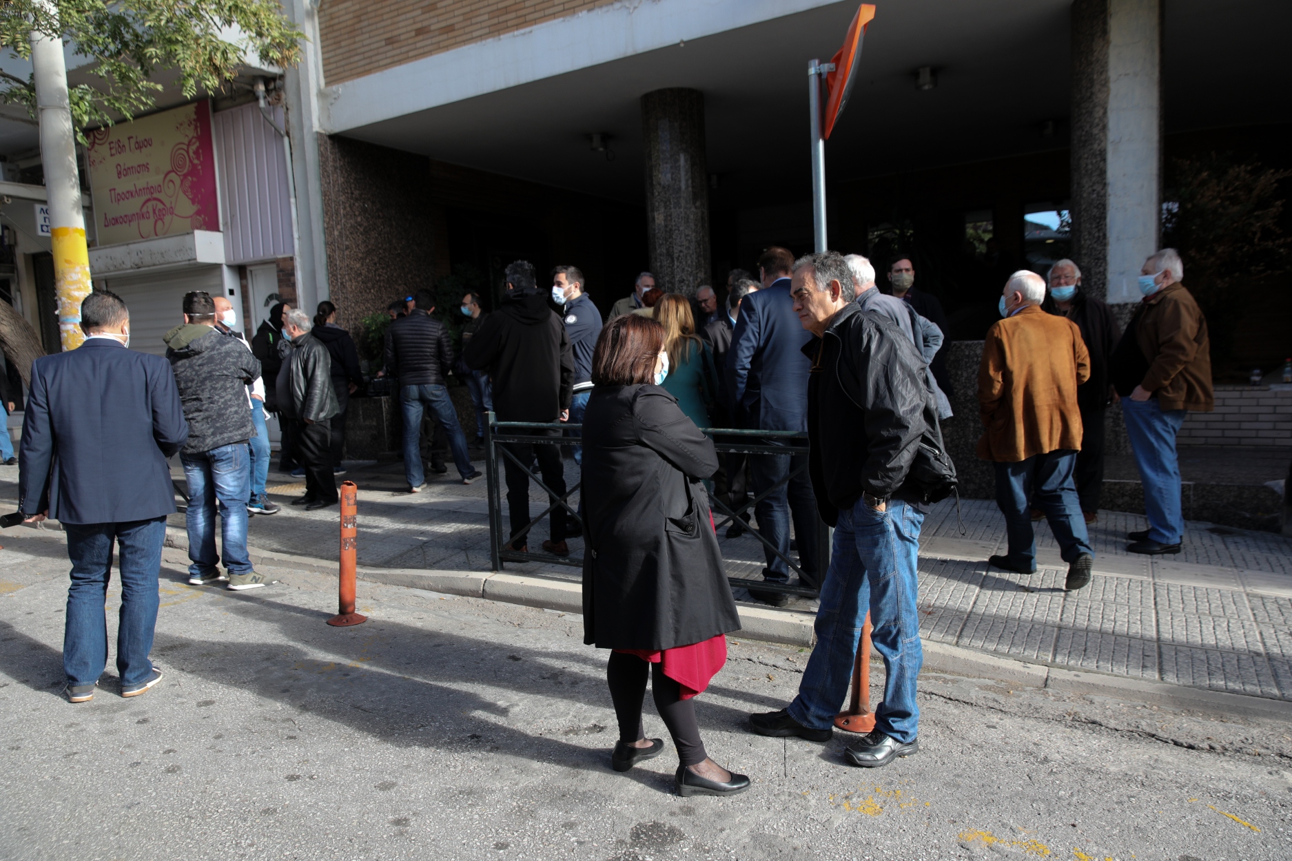 Εκλογές ΚΙΝΑΛ: Έκλεισαν οι κάλπες για την ανάδειξη του νέου προέδρου