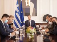 Το…επικίνδυνο “τρίγωνο” που βασανίζει την Κυβέρνηση
