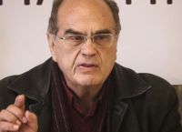 Πέθανε ο Μιχάλης Κουρουτός