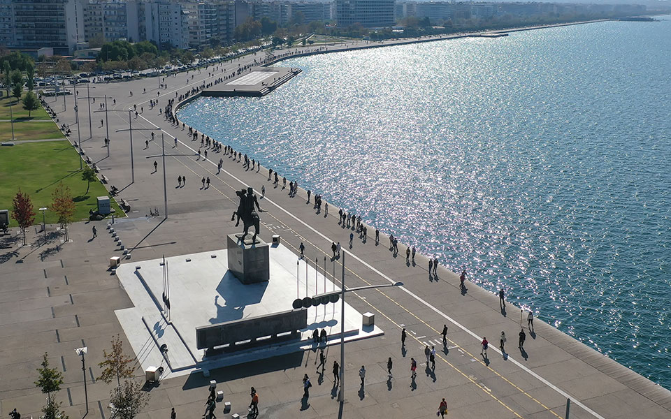 Θεσσαλονίκη: Δεκατετραπλάσιο σε 8 ημέρες το φορτίο της Όμικρον στα λύματα