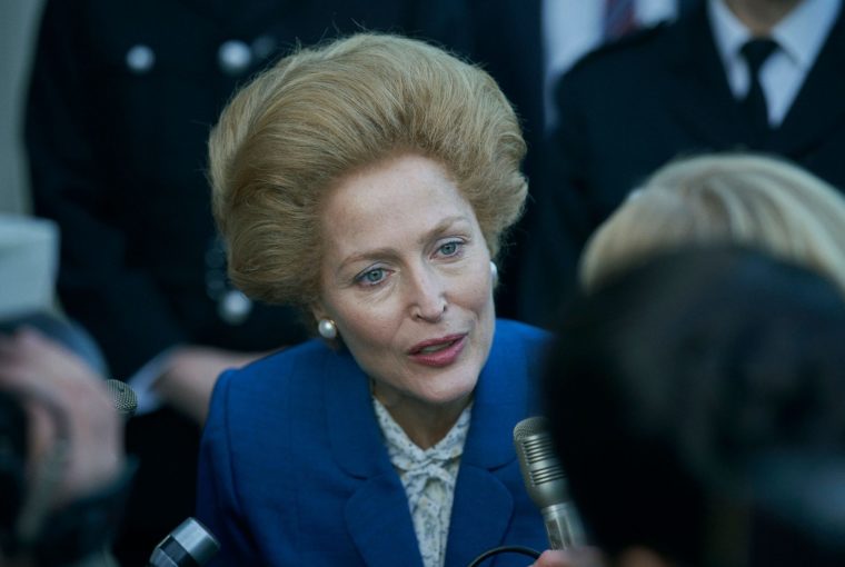 H επική ερώτηση που δέχτηκε η Gillian Anderson για τον ρόλο της Θάτσερ