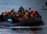 Τραγωδία στα Αντικύθηρα: Νεκροί 4 μετανάστες μετά από προσάραξη ιστιοφόρου