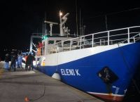 Πάρος: Τρεις συλλήψεις για το πολύνεκρο ναυάγιο – Κατηγορούνται για παράνομη διακίνηση μεταναστών