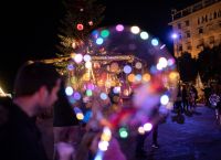 Μετάλλαξη Όμικρον: Φρένο στην εξάπλωση επιδιώκει η κυβέρνηση – Τι έπεται