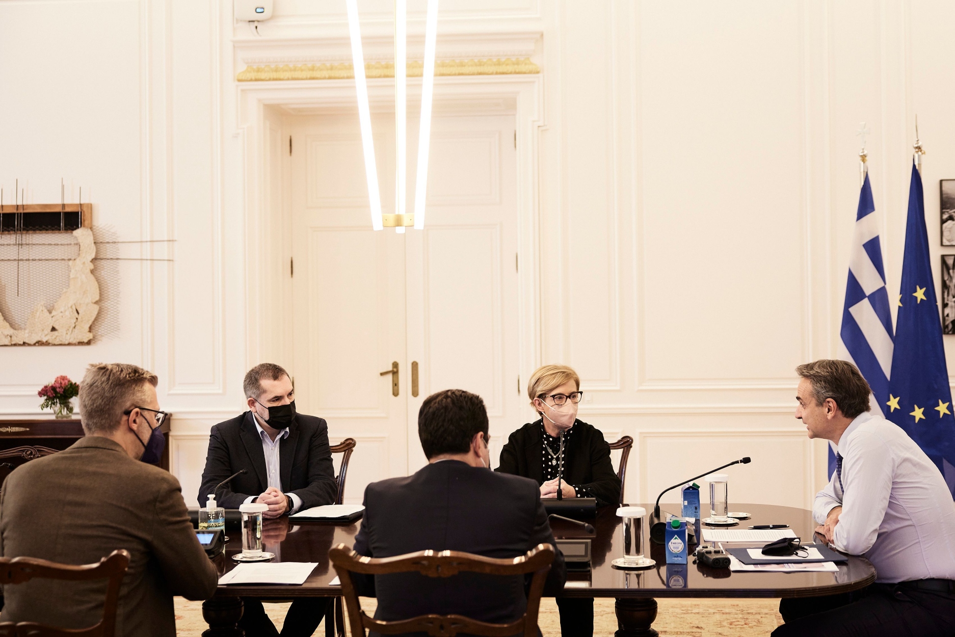 Μητσοτάκης: Στην άυλη συνταγογράφηση τα φάρμακα για τον HIV – Δικαίωμα αναδοχής και σε ασθενείς
