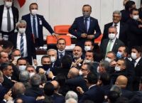 Νέα επεισόδια στην τουρκική Βουλή