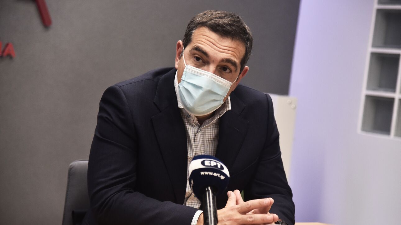 Τσίπρας με Έλληνες της Ουκρανίας: Να καταβάλουμε κάθε προσπάθεια για να σώσουμε τους ομογενείς