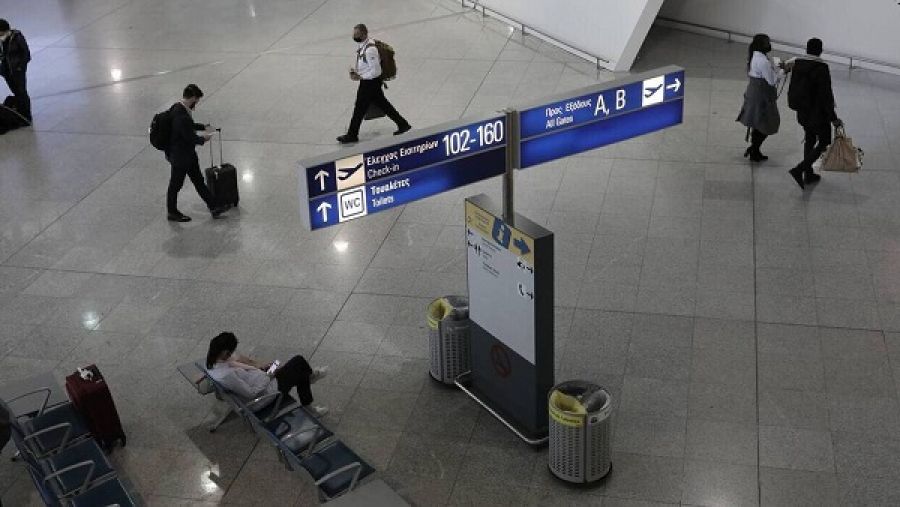 Με αρνητικό PCR τεστ οι ταξιδιώτες στην Ελλάδα
