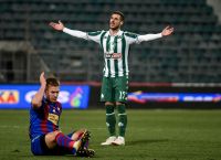Βόλος-Παναθηναϊκός 0-0: Το χορευτικό του οπαδού που έκλεψε την παράσταση