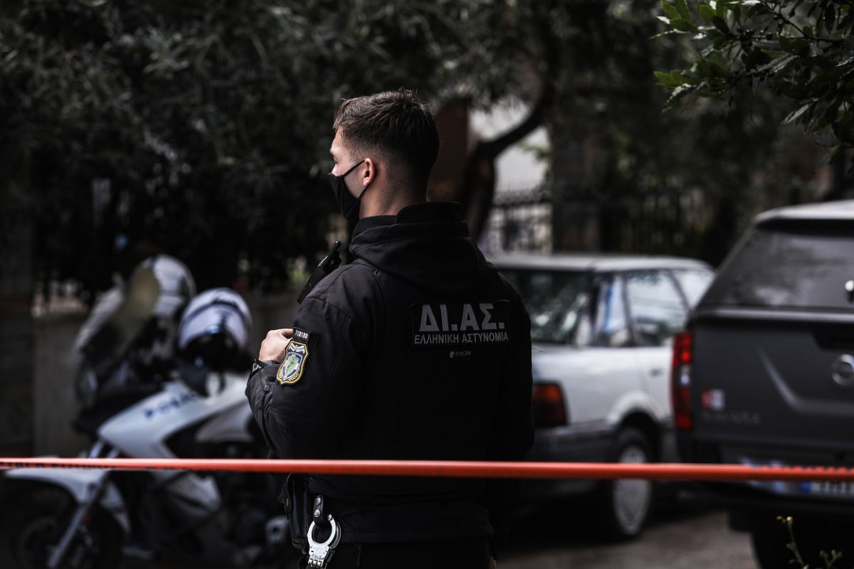 Νεκρός με μια σφαίρα στο κεφάλι 33χρονος στην Καλλιθέα