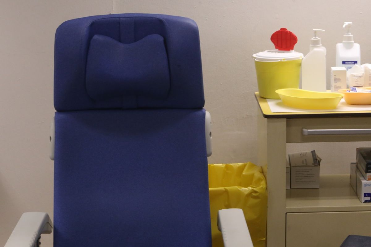 Κορωνοϊός: Σκέψεις για υποχρεωτικό self test μετά τις γιορτές