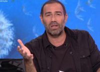 Κανάκης: Έμπλεξε σε καβγά σε μπαρ της Θεσσαλονίκης ο γνωστός παρουσιαστής