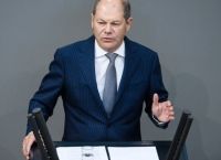 Όλαφ Σολτς: Ο εμβολιασμός είναι ο μοναδικός τρόπος εξόδου από την κρίση
