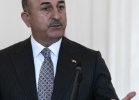 Τουρκία – Τσαβούσογλου: «Ευπρόσδεκτοι οι Ρώσοι ολιγάρχες»