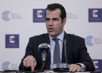 Θάνος Πλεύρης: Παραμένει με αλλαγές το testing – Τι είπε για την αύξηση των κρουσμάτων
