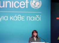 Σακελλαροπούλου για ενδοοικογενειακή βία: Να επαναξιολογήσουμε τη συμπεριφορά μας ως πολιτών και γονέων