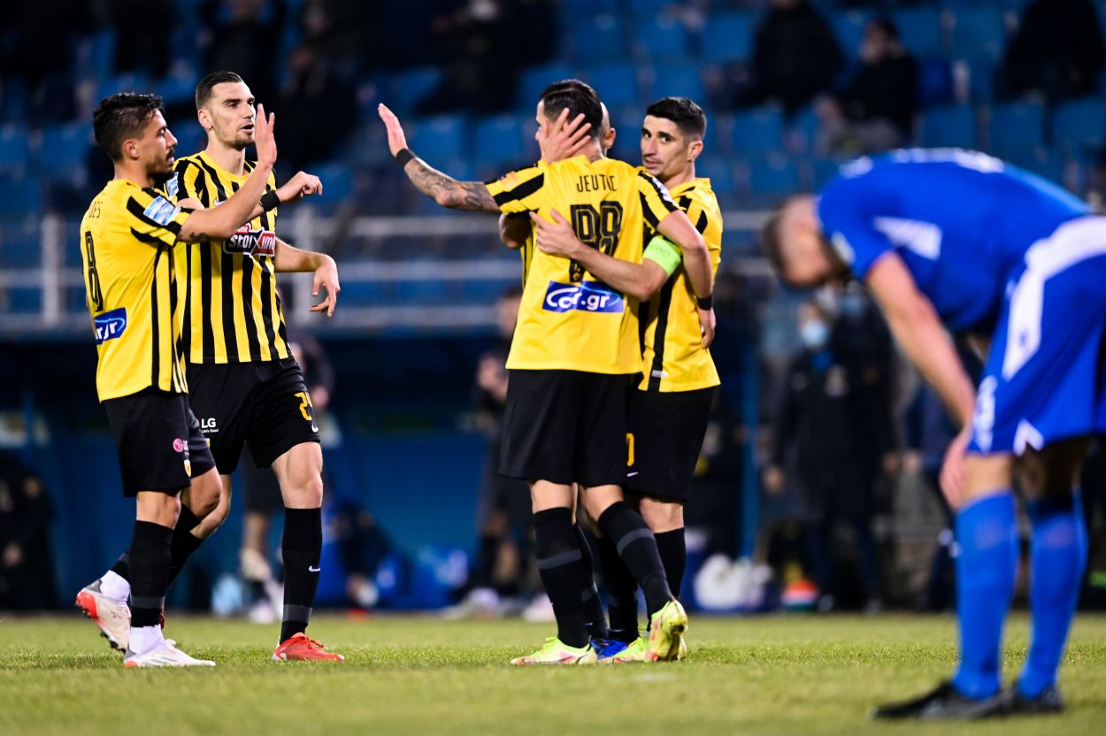 Λαμία – ΑΕΚ 0-2: Νίκη με άγχος για τους κιτρινόμαυρους