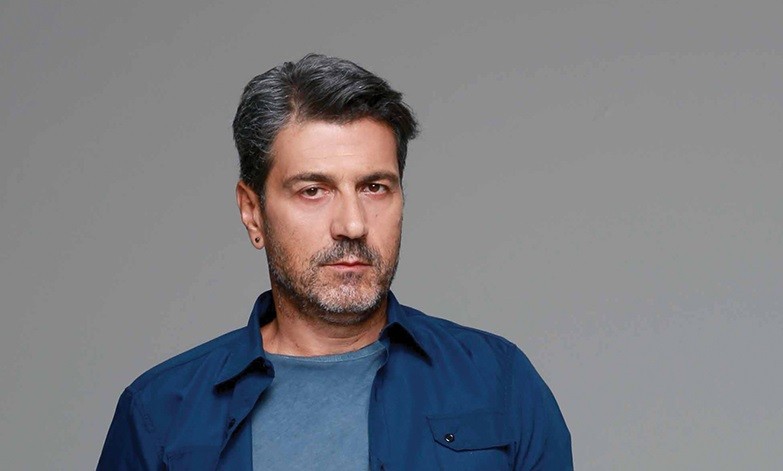 Κώστας Φαλελάκης: «Μετά τον θάνατο του Μηνά με κανιβάλισαν, θα με παλουκώνανε στο Σύνταγμα»
