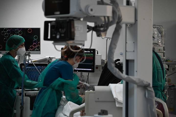 Θεσσαλονίκη: Σε κρίσιμη κατάσταση αγοράκι δύο ετών με κορωνοϊό