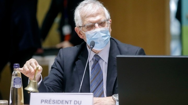 Μπορέλ: Σήμερα γίνονται «αόρατοι πόλεμοι» με «όπλα» τους μετανάστες, τα εμβόλια, την ενέργεια