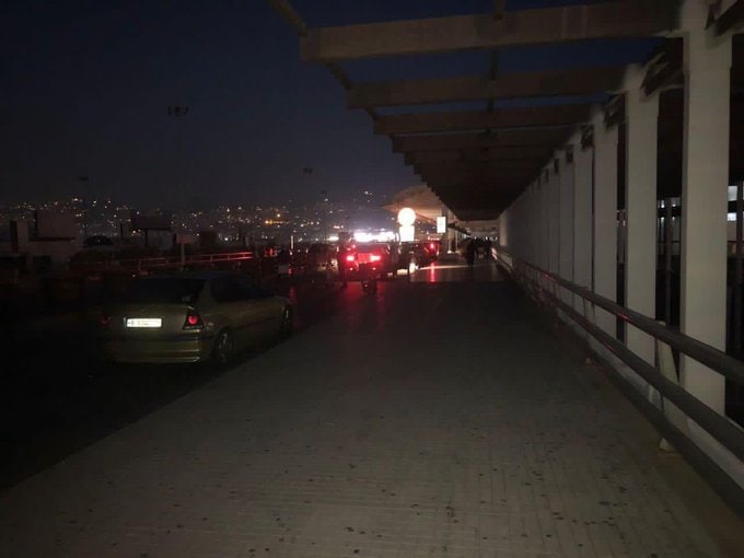 Λίβανος: Μπλακ άουτ σε όλη τη χώρα – Εξαγριωμένοι οι πολίτες από τις συνεχείς διακοπές ρεύματος