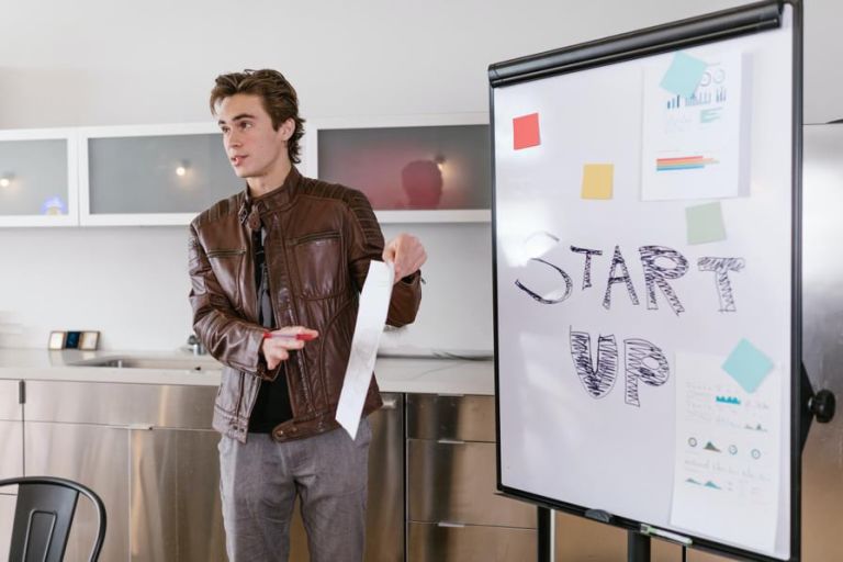 Ελλάδα startups: Στην 3η θέση στην Ευρωπαϊκή Ένωση με ρεκόρ κρατικής χρηματοδότησης [Infographic]