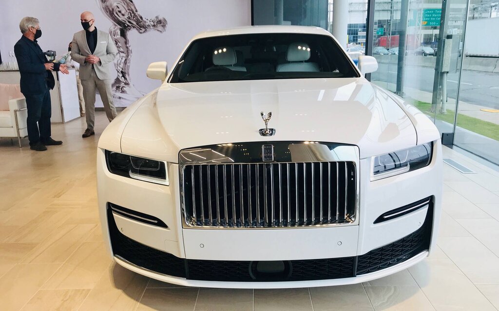 Rolls Royce: Ο CEO της εταιρείας λέει ότι οι θάνατοι λόγω Covid βοήθησαν τις πωλήσεις: «Η ζωή είναι μικρή»