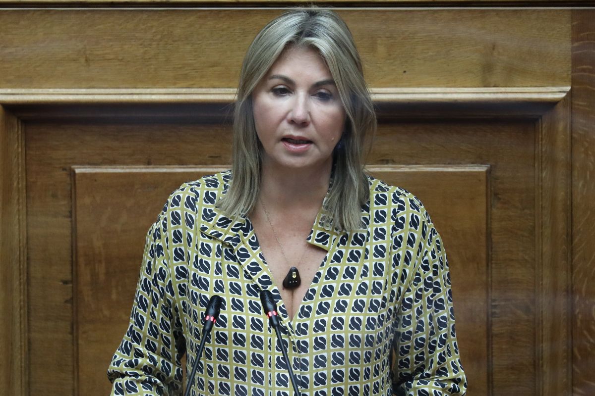 Ζέττα Μακρή: Υπάρχει επάρκεια self test