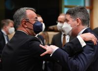 Σταϊκούρας Ecofin: Παρά τις διεθνείς προκλήσεις η ελληνική οικονομία τα κατάφερε