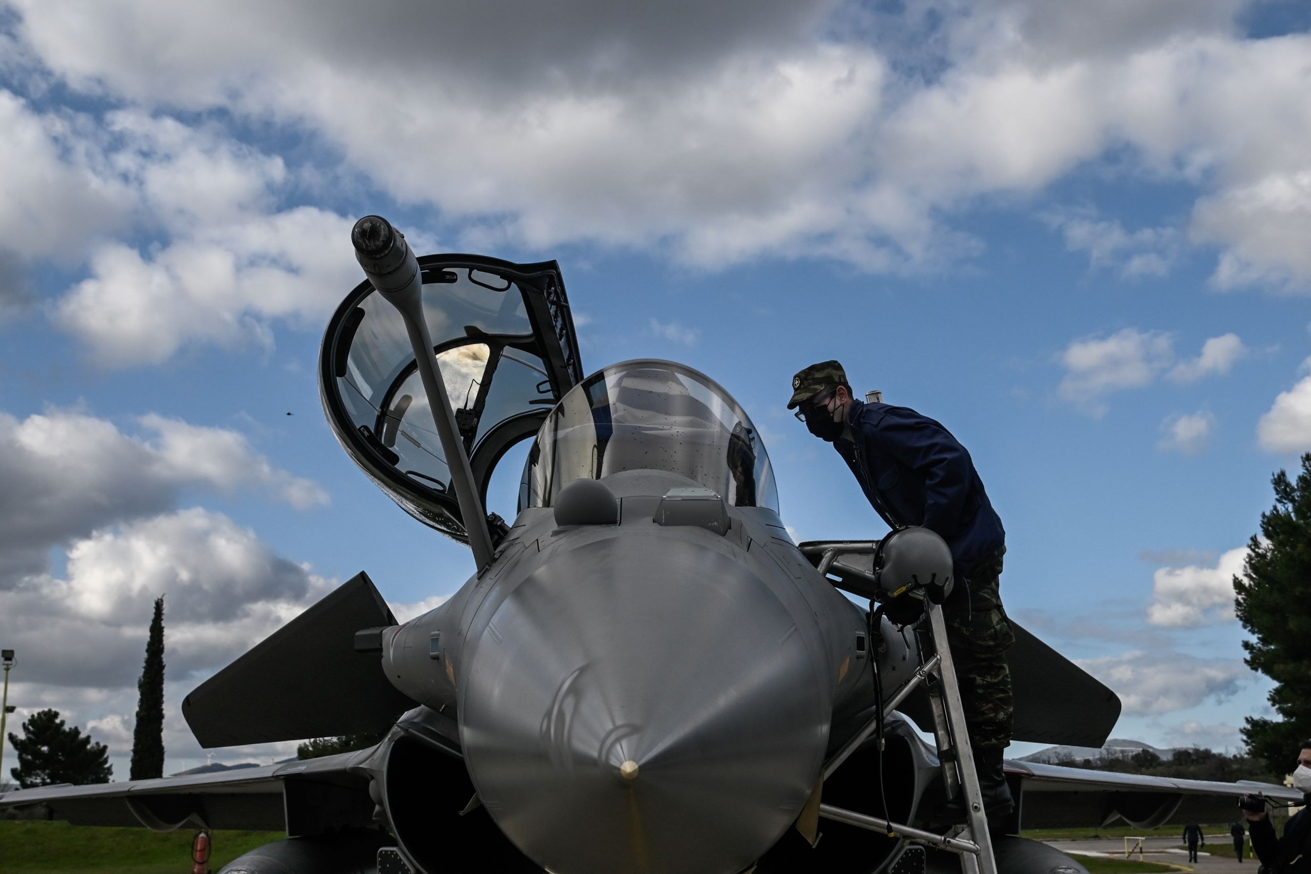 Σαμπάχ για Rafale: «Χαρά στην Ελλάδα για μεταχειρισμένα αεροσκάφη»