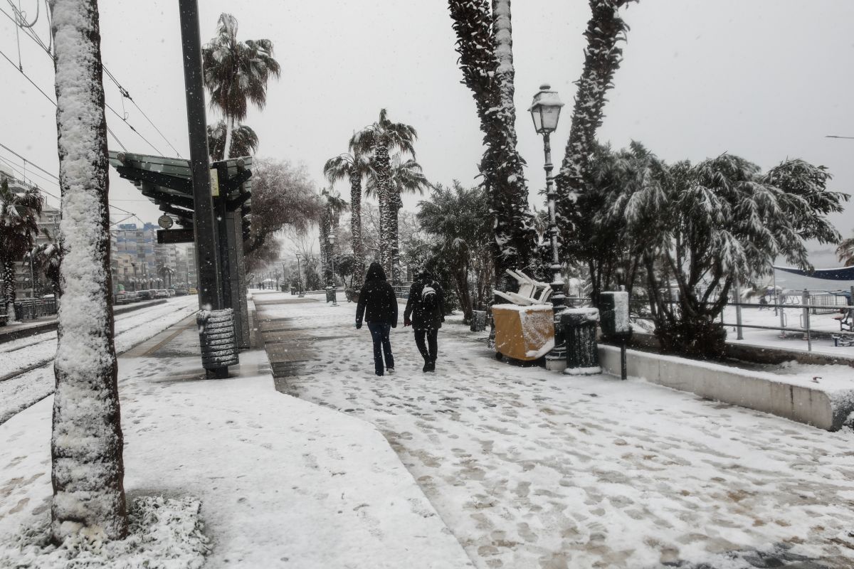 Γενική αργία 25/1: Ποια καταστήματα είναι κλειστά