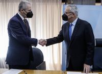 Ορκίστηκε Έλληνας πολίτης ο ιστορικός Μαρκ Μαζάουερ