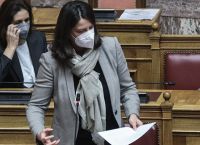 Πρώτη φορά κατατίθεται πρόταση μομφής επειδή ο ΣΥΡΙΖΑ έχει πρόβλημα με την κοινωνία