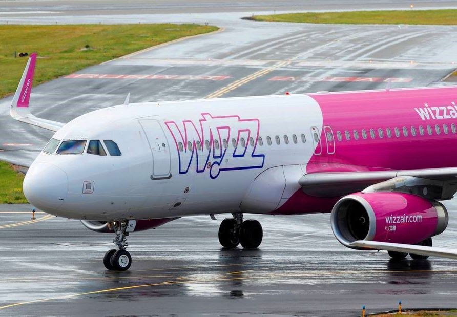 Wizz Air: Ανακοίνωσε διεύρυνση ζημιών λόγω Όμικρον