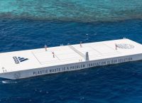 Η Adidas εγκαινιάζει πλωτό γήπεδο τένις στον Great Barrier Reef Η Adidas εγκαινιάζει πλωτό γήπεδο τένις στον Great Barrier Reef