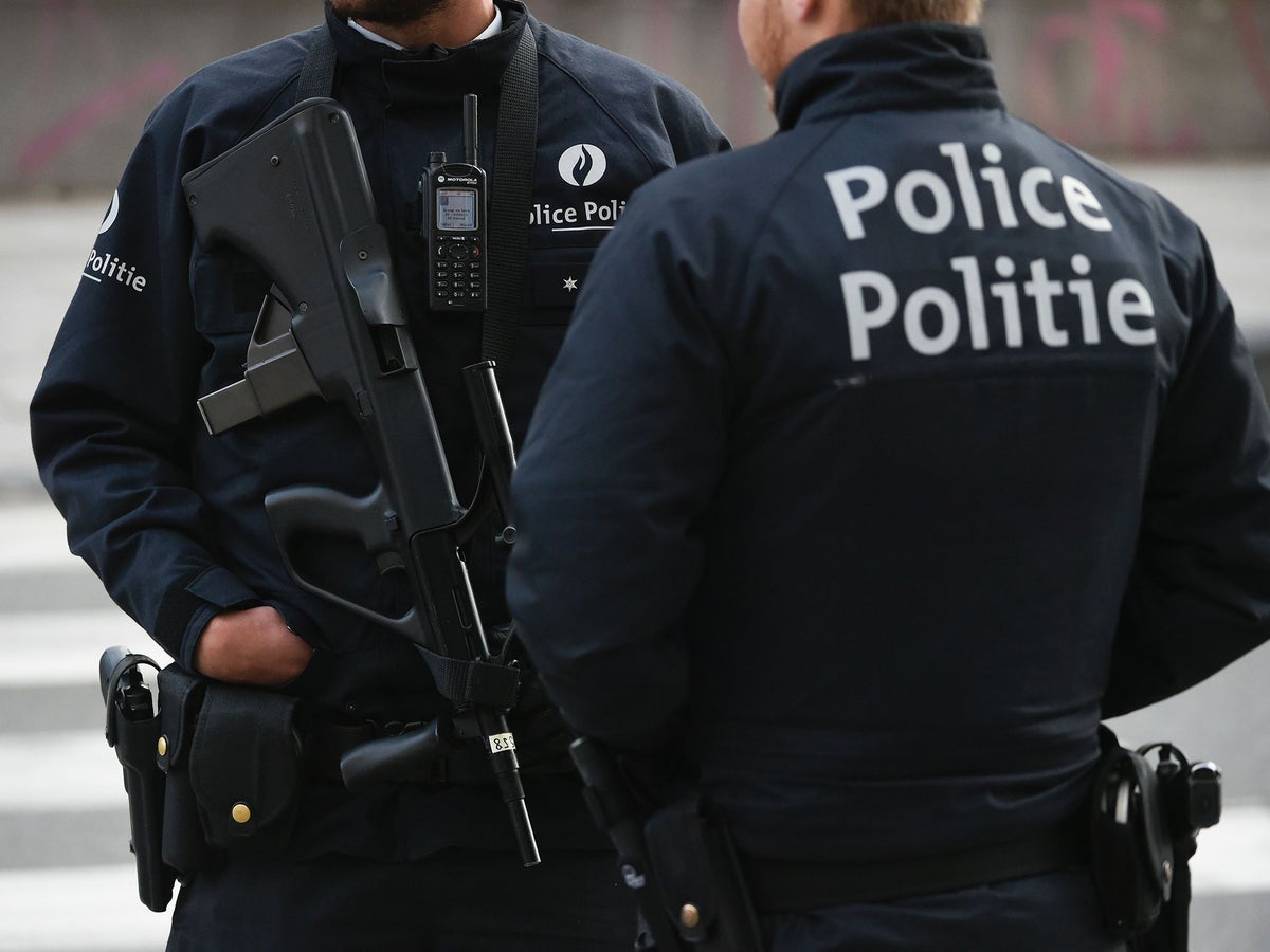 Αστυνομική βία στο Βέλγιο σε βάρος έφηβης – Σφοδρές αντιδράσεις [vid]