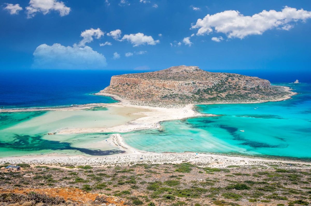 Trip Advisor: Το νησί της Ελλάδας που φιγουράρει στη λίστα με τους 10 δημοφιλέστερους προορισμούς στον κόσμο