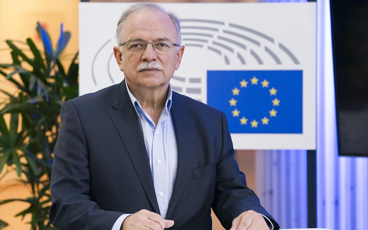 Δημήτρης Παπαδημούλης στο pagenews.gr: O Σασόλι άφησε βαθύ ίχνος ως πεπεισμένος ευρωπαϊστής και οραματιστής