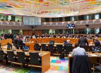 Eurogroup: Με κομμένη την ανάσα