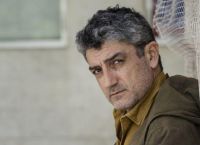 Δημήτρης Ήμελλος: «Η τηλεόραση είναι επικίνδυνο μέσο για μένα, με αιχμαλωτίζει» Δημήτρης Ήμελλος: «Η τηλεόραση είναι επικίνδυνο μέσο για μένα, με αιχμαλωτίζει»