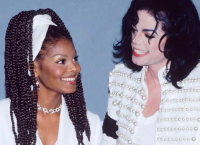 Janet Jackson: Στο νέο ντοκιμαντέρ μιλάει για τον αγαπημένο της αδελφό Michael Jackson και σοκάρει