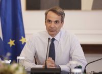 Όλα τα μέτωπα ανοιχτά: οικονομία, υγεία, παιδεία, ανασχηματισμός