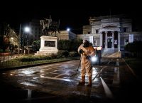 Άγαλμα Κολοκοτρώνη πλατεία: Άγνωστοι το βανδάλισαν με συνθήματα κατά των βιαστών Άγαλμα Κολοκοτρώνη πλατεία: Άγνωστοι το βανδάλισαν με συνθήματα κατά των βιαστών