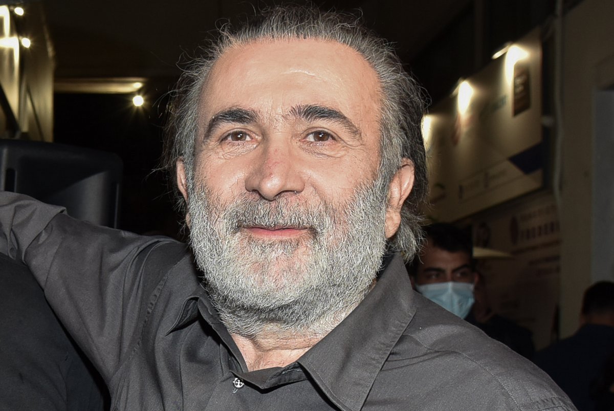 Λάκης Λαζόπουλος: «Η λέξη ταπεινότητα στη Μιμή Ντενίση πού είναι;»