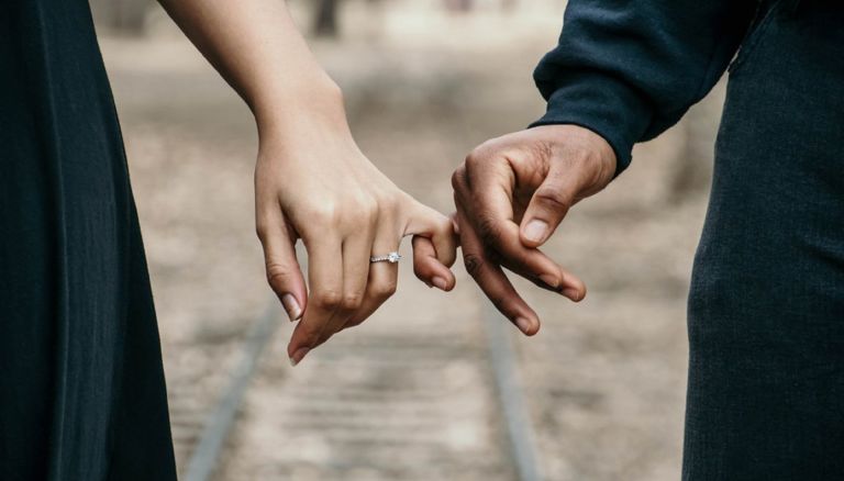 Ερωτοσκόπιο: Τι αναφέρει το ωροσκόπιο όλων των ζωδίων για την Κυριακή [09/01/22]