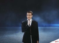 Σάκης Παπανικολάου: Πέθανε ο αγαπημένος τραγουδιστής και συνθέτης