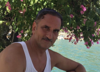 Νίκος Ψαρράς: «Στο Λος Άντζελες έχω σερβίρει πολύ ταραμά και ελληνική σαλάτα»